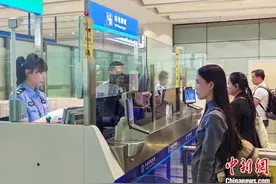 昆明机场今年以来国内转国际航线旅客逾1.54万人次图片