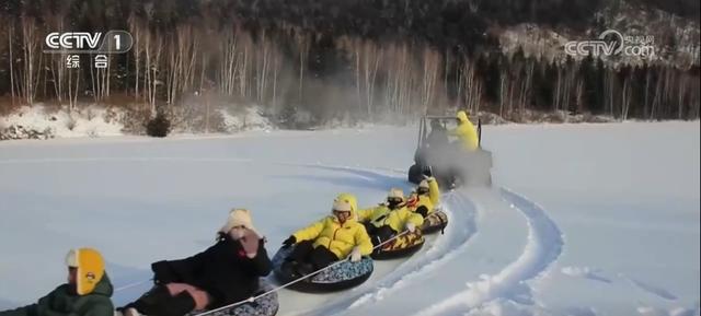 多地特色文旅解锁冬日乐趣 冰雪经济成为激活冬季消费新引擎