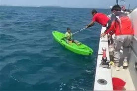 海南10岁“小孩哥”从陵水漂到三亚获救？警方：家长已将其接回图片