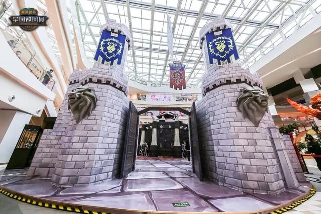 商场展秀神仙打架！周年光影秀VS动漫游戏展，我全都要！