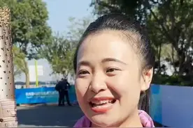 传递奋斗梦想！吉林省火炬手张超凡亮相杭州第4届亚残运会图片