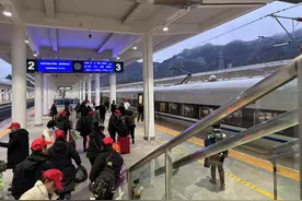 用“一技之长”开启奋斗之旅——贵州毕节“务工专列”见闻图片
