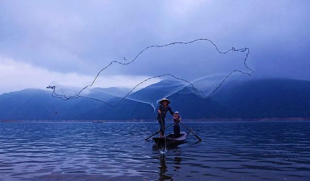 乘着高铁游白山 | “百区百景”打卡攻略之龙山湖景区