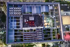 深圳福田一写字楼天台有隐秘“会所”？记者实地探访发现通道大门上锁图片