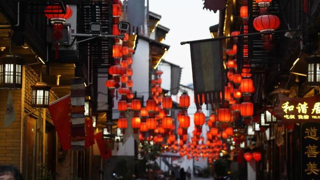 转发推文集赞免费入场‼️龙虎山跨年夜，再添一场“火”的狂欢‼️