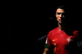 C罗，男人四十图片