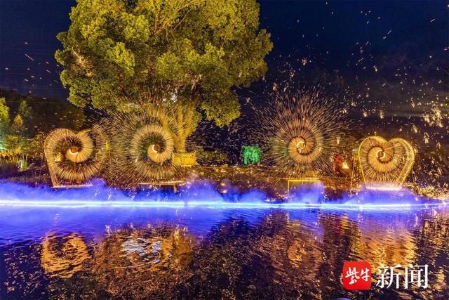 在江南遇见“草原夜宴”……2025梅园灯会上演“在无锡遇见草原那达慕”