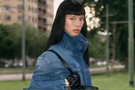 Versace Greca Goddess托特包传承匠心工艺，McDonald's 携手日本品牌graniph推出联名服饰系列｜是日美好事物图片