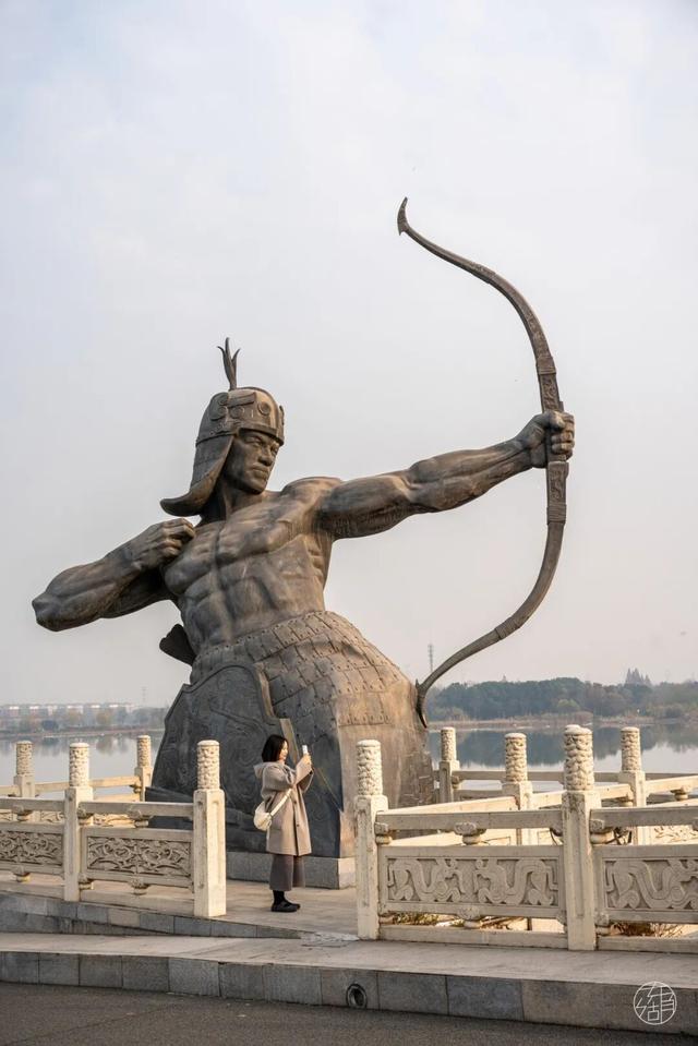 东湖「巨物」图鉴，打卡XXXXL号视觉震撼！