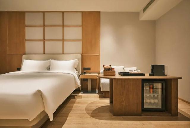 阿那亚·崇礼点亮冰雪童话季，"MORE THAN SKI"构建全龄友好度假新地标