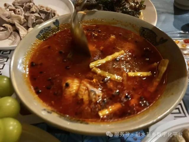 藏在桂北深山里的秘境！杆洞乡三天两夜， 梯田、草原、苗寨旅游打卡