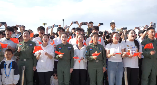 天空与艺术共舞，全城沸腾！正在进行，速来加入！