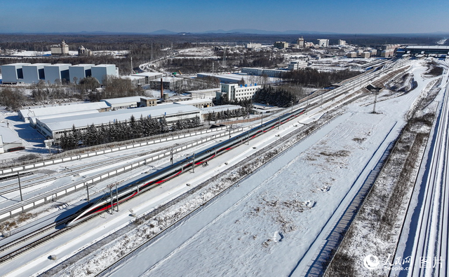 沈白高铁开通助推长白山冰雪旅游