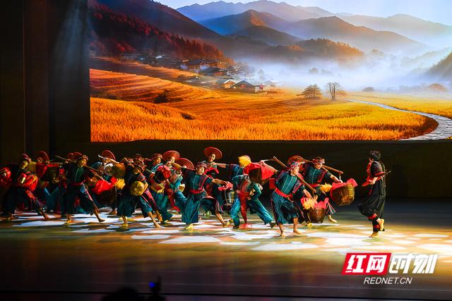 遇见福地怀化③丨51个民族以舞“拥你入怀” 邂逅一窗至纯人间