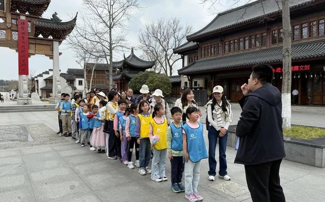 【秋日亲子营招募】一日研学：探索自然，收藏秋天！