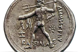 “希腊小海神在中国”：从唐三彩希腊海神特里同造型角杯说起图片