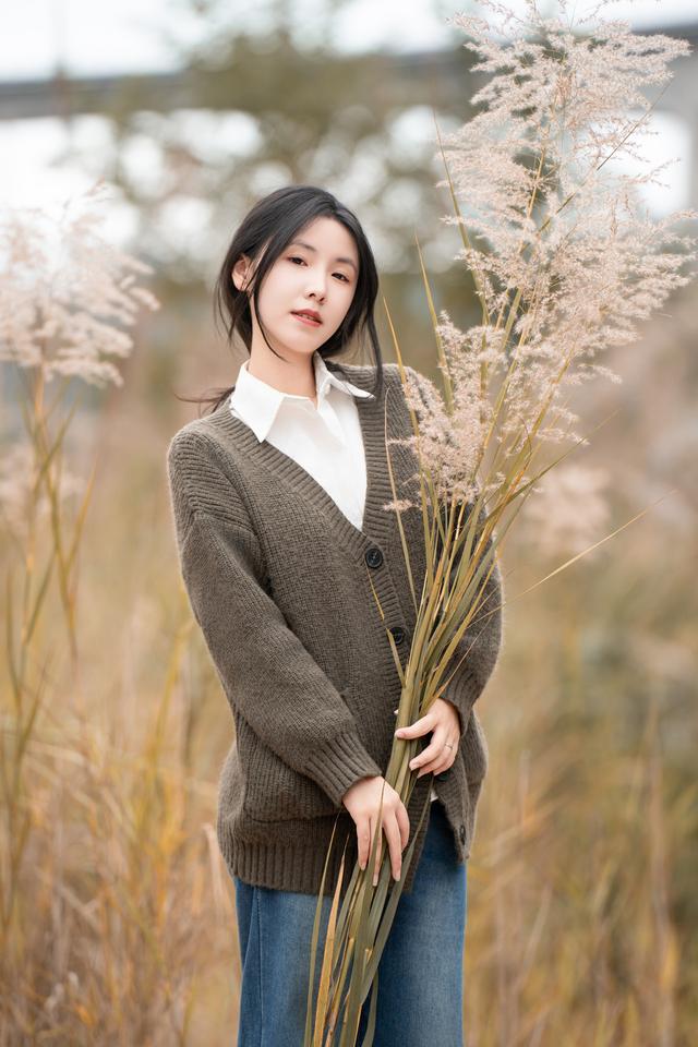 晚潮｜晚秋藏清欢：大赤坑芦苇荡里的温柔时光