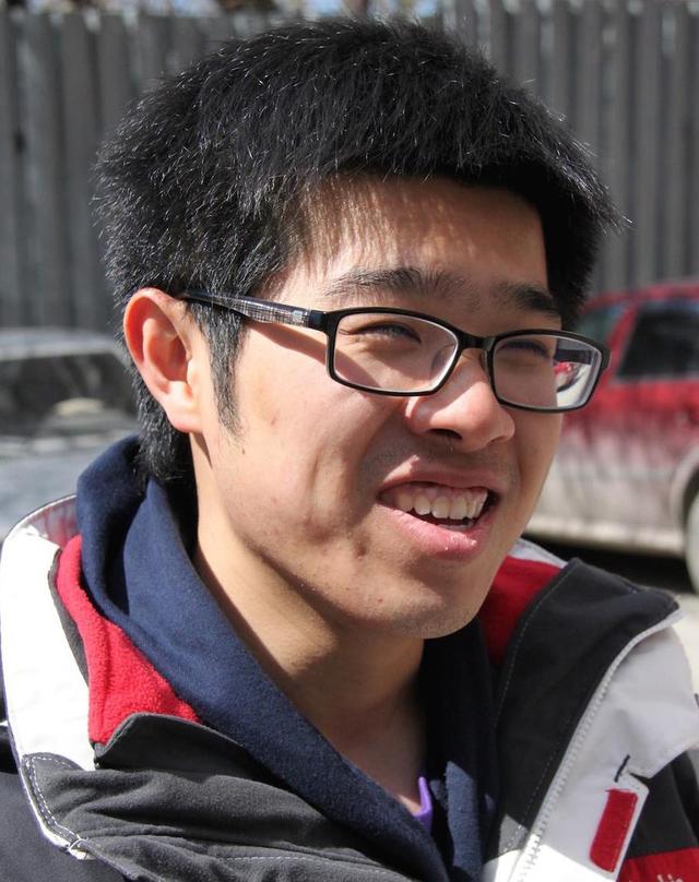 不怕被挖，谷歌晒IMO金牌团队大合照，还挨个圈出了联系方式