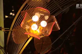 上海：淮海路商圈迎新亮灯 开启购物嘉年华图片