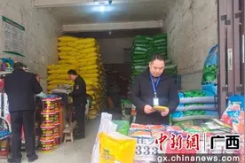 广西马山县：人大代表助力春耕春种图片