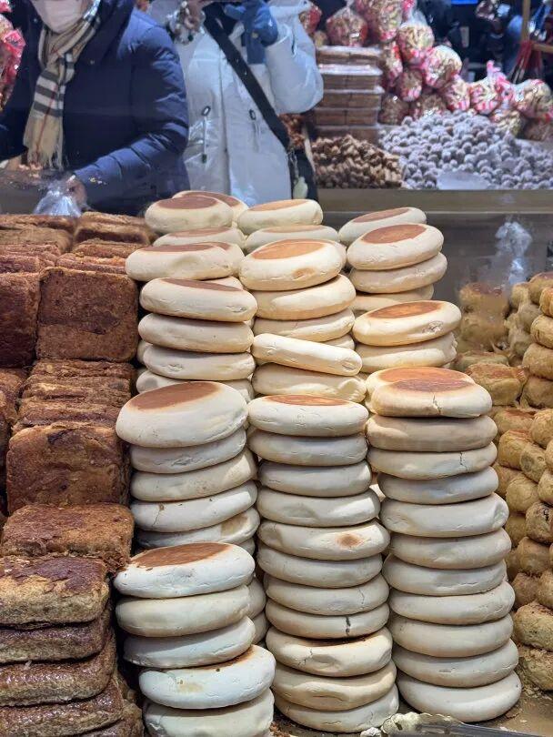 就在本周六，参加2026来内蒙古过大年启动仪式！看王婆、逛市集、玩冰雪