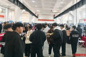 8000多个岗位等你来！湖南科技职院助力毕业生高质量就业图片