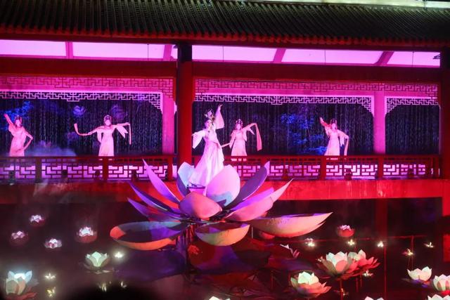 龙虎山为爱免门票啦！“以爱之名·白露为笺”甜蜜来袭，一起共享“祈缘仙灯夜”！