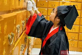 体验消防员、护理员、中医师，幼儿园萌娃享受劳动乐趣图片