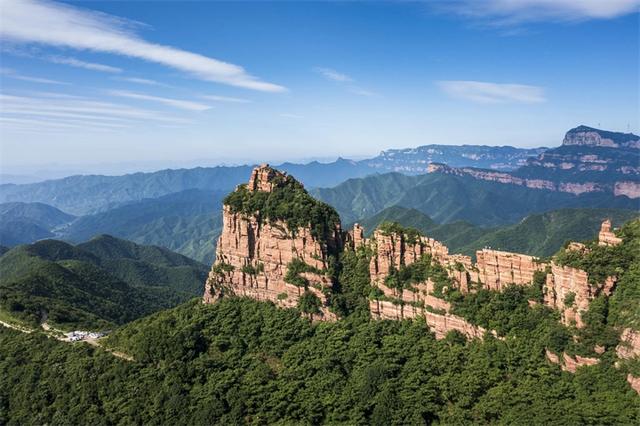 美到犯规!8座中外名山新晋“世界旅游名山”,这份攻略带你云打卡