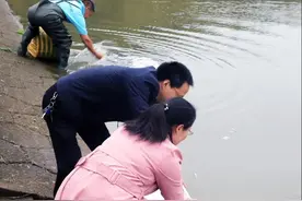 放鱼净水，以鱼增收！给这个商会点赞……图片
