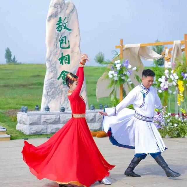 这个七夕，在敕勒川草原·敖包相会遇见最浪漫的告白！