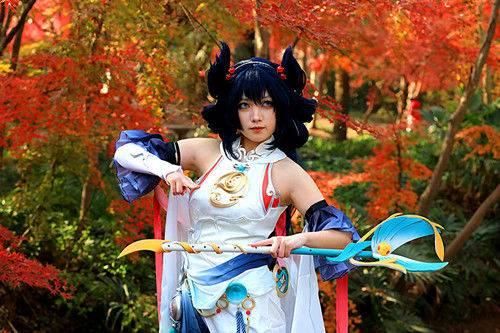 南京中山植物园红枫美到窒息