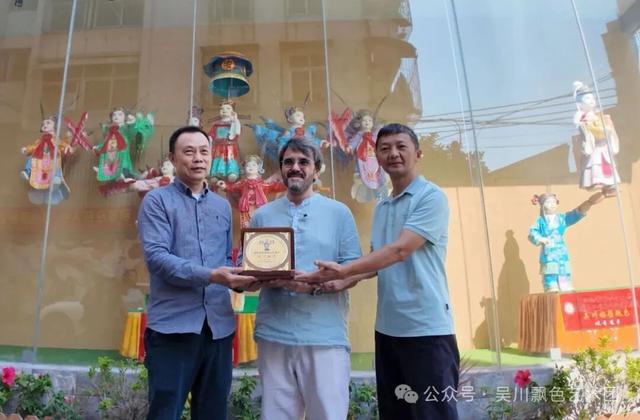 吴川飘色又双叒叕出圈了！法国漫画家点赞+省级文旅节亮相