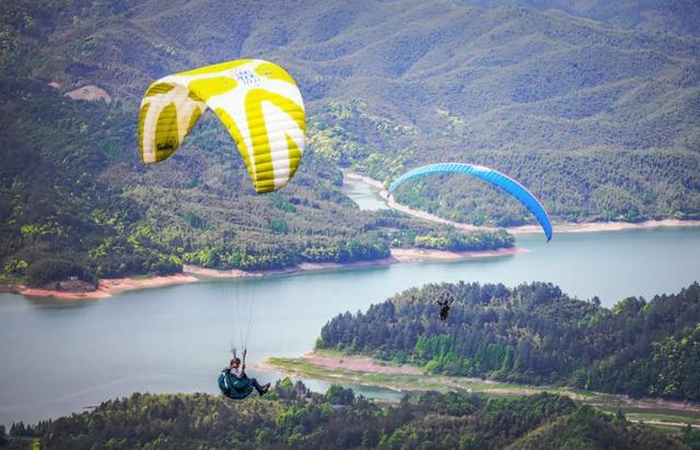 浙江国际智慧交通产业博览会在杭州开幕，安吉展位很火！