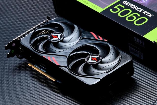 耕升GeForce RTX 5060暴风OC 8G显卡评测：中端市场的强力竞争者