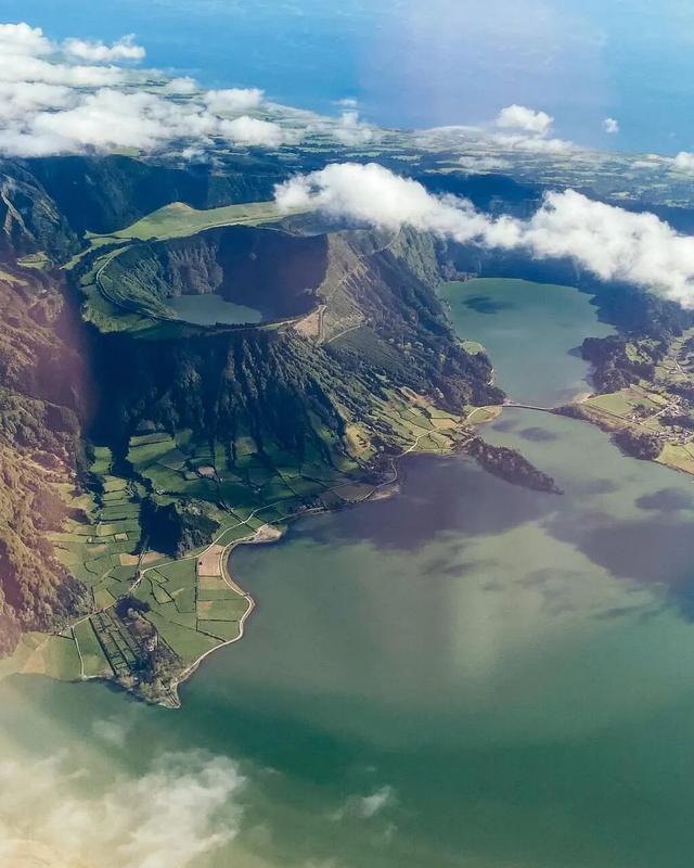 去大西洋，一直游到艺术的丰饶之海