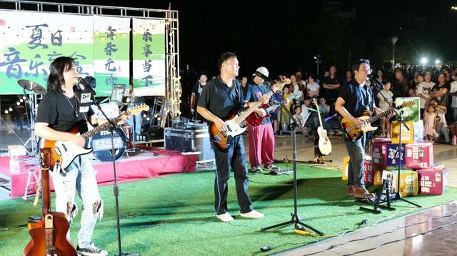 沁阳：夜游场景“多点开花” 夜经济活力持续释放