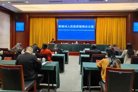 黔南：推动妇女民族手工产业发展图片