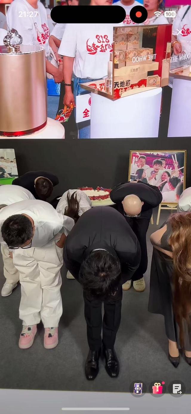 快手头部主播辛巴宣布退出直播行业，辛选将由其妻接管