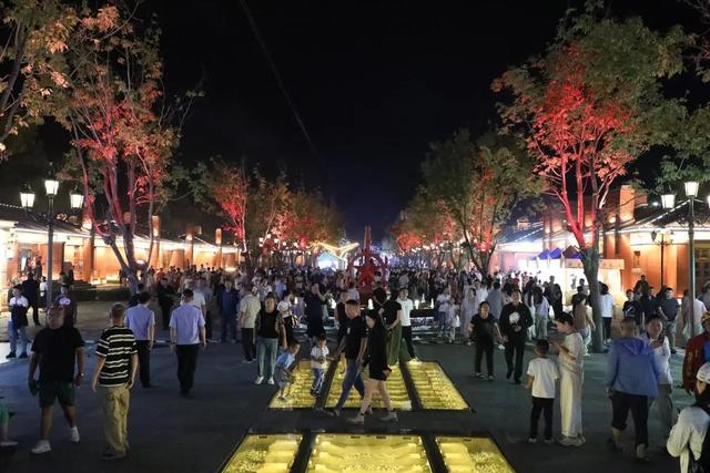 丰味满巷夜享秋实！公主岭铁北历史文化街区金秋丰收市集欢乐启幕