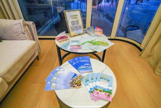 金沙滩啤酒城里的青岛西海岸文旅特色展区，吸睛无数！