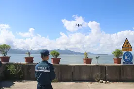 发挥“鹰眼”优势！惠州海警开展无人机海上执法实战训练图片