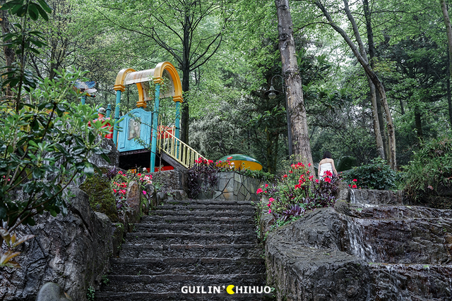 在桂林过大雪：暖汤、红柿、碧水…藏着南方冬日最惊艳的色彩