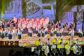 “争做红岩先锋，维护国家安全”大型艺术思政课举行图片