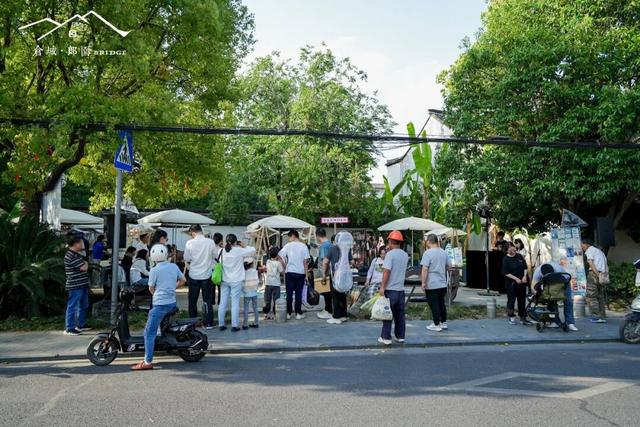 家门口的烟火气 | 松江仓城变形记：六百年漕运码头变身都市烟火新聚点