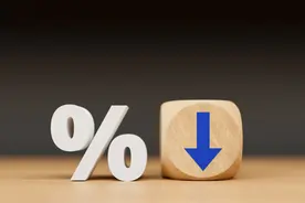 美联储理事表态，强烈支持降息！图片