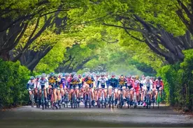 追光｜这场公路自行车赛，有“颜”，有“氧”，有排面图片