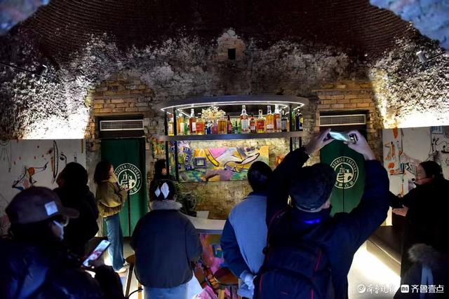 颜神古镇“醉”游人