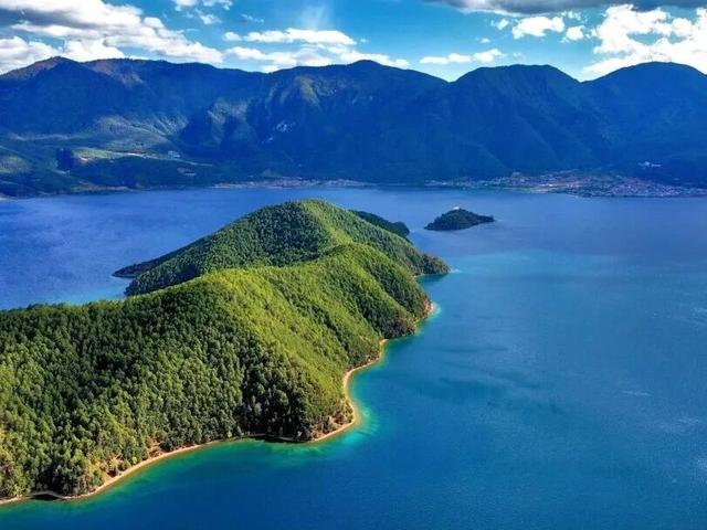 坐动车、游凉山，五大景区门票半价优惠！