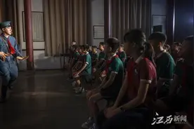 别样的红色之旅图片